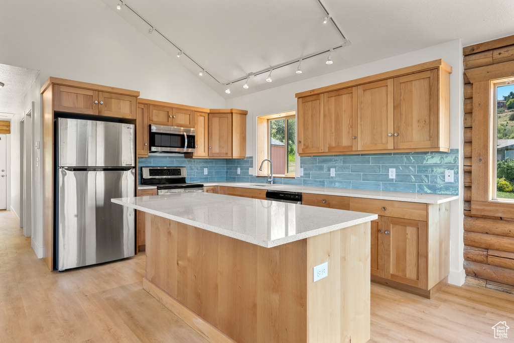 1538 N MACKINAW WAY Garden City, UT 84028