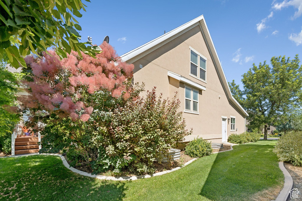 693 S SILVER LEAF DR. Mapleton, UT 84664
