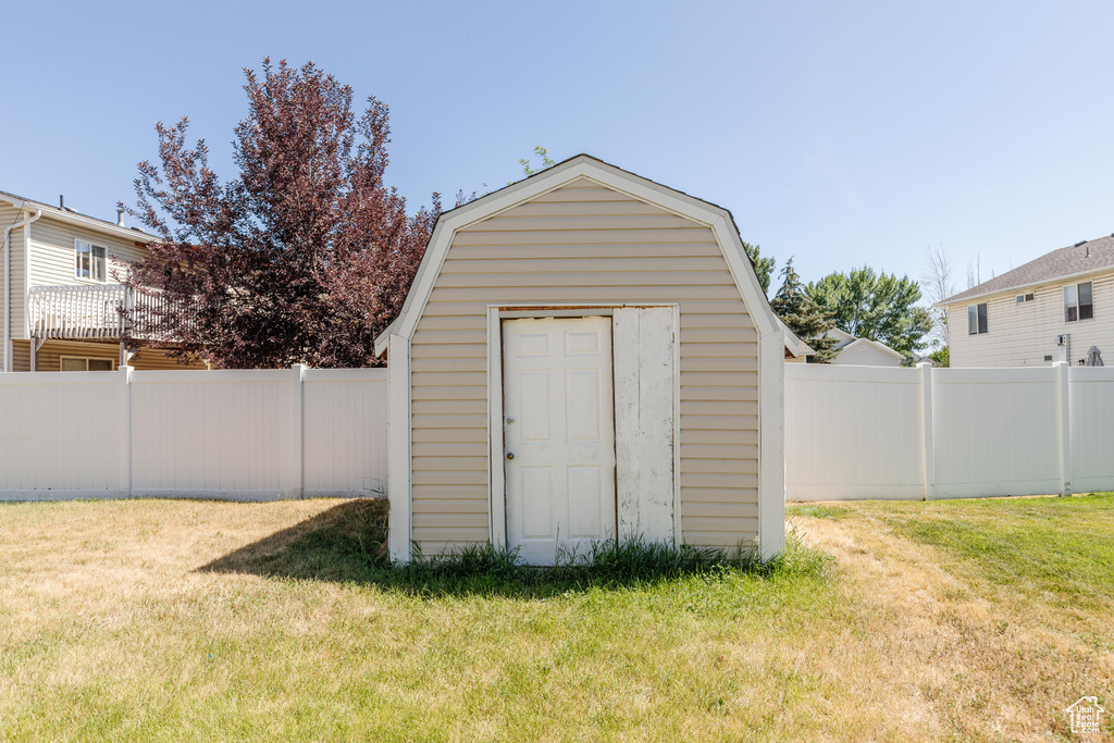 431 S OAKWOOD DR Logan, UT 84321