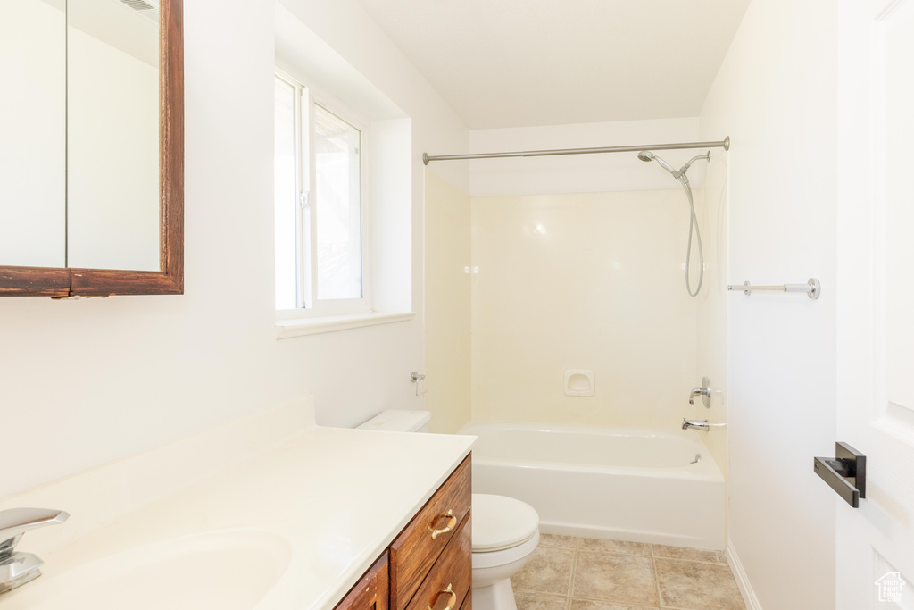 431 S OAKWOOD DR Logan, UT 84321