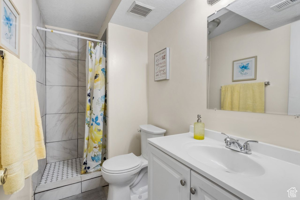 5062 S 2875 W Roy, UT 84067