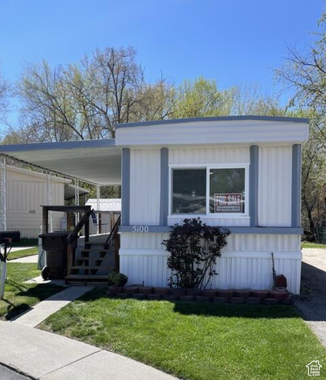 Photo 2 for MLS #2098553 at 5100 S El Sendero Cir