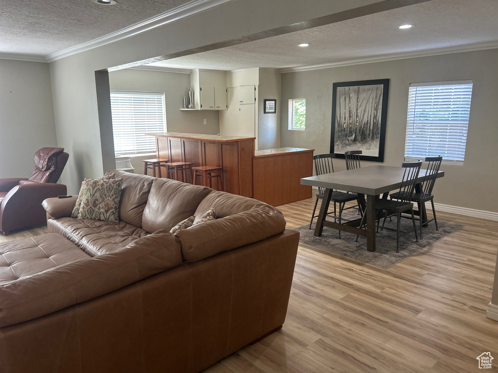 2537 S TAYLOR AVE Ogden, UT 84401