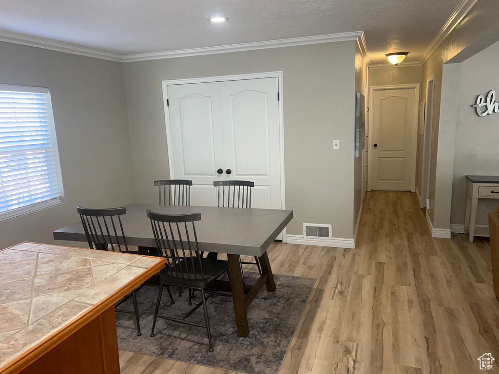 2537 S TAYLOR AVE Ogden, UT 84401