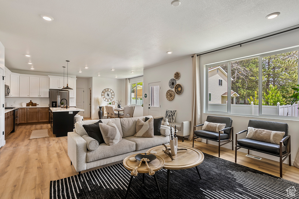 708 N PLAINSMAN DR #104 Spanish Fork, UT 84660