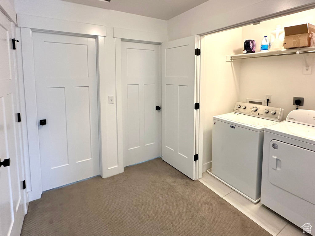 214 W WHITEWATER DR Vineyard, UT 84059