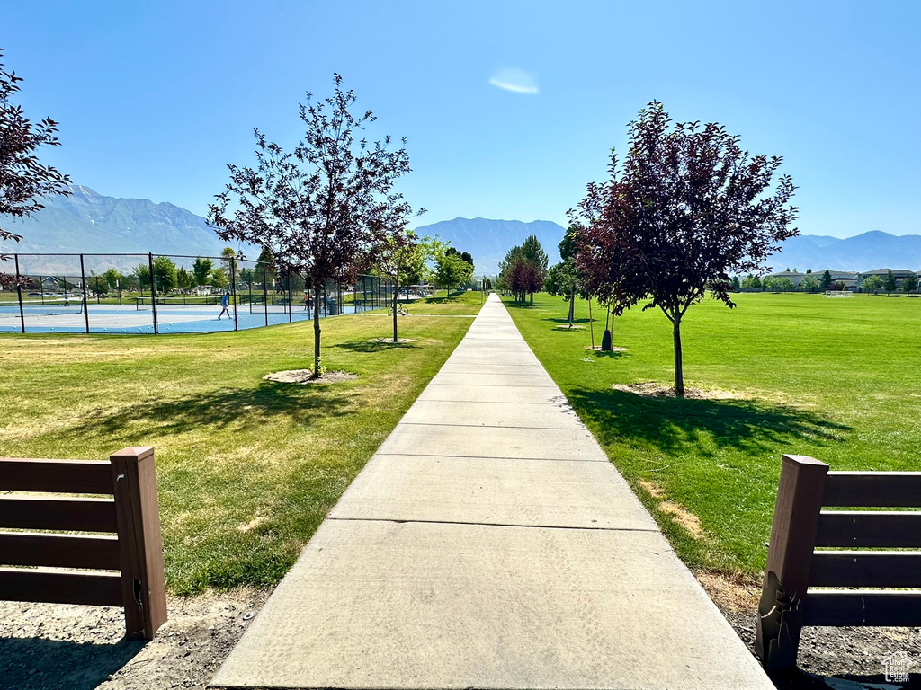 214 W WHITEWATER DR Vineyard, UT 84059