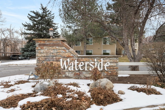 1196 E WATERSIDE CV #11 Cottonwood Heights, UT 84047