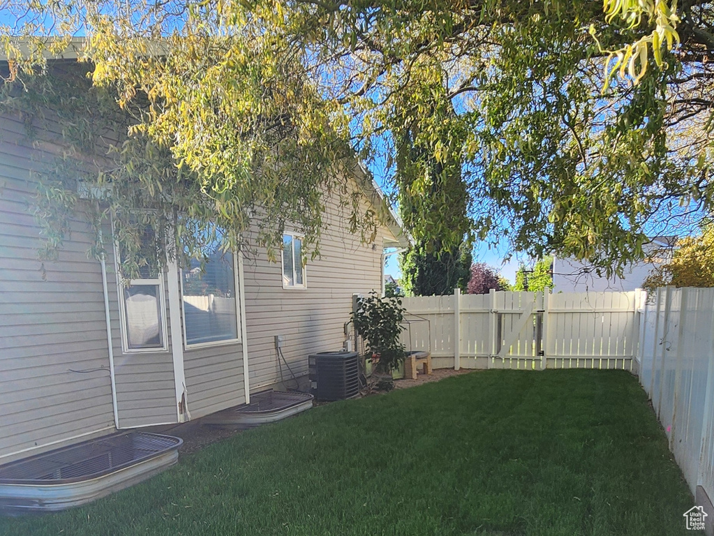 747 W 1580 N Clinton, UT 84015