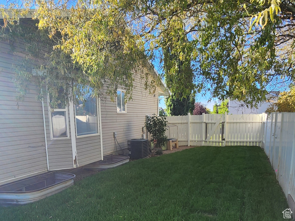 747 W 1580 N Clinton, UT 84015