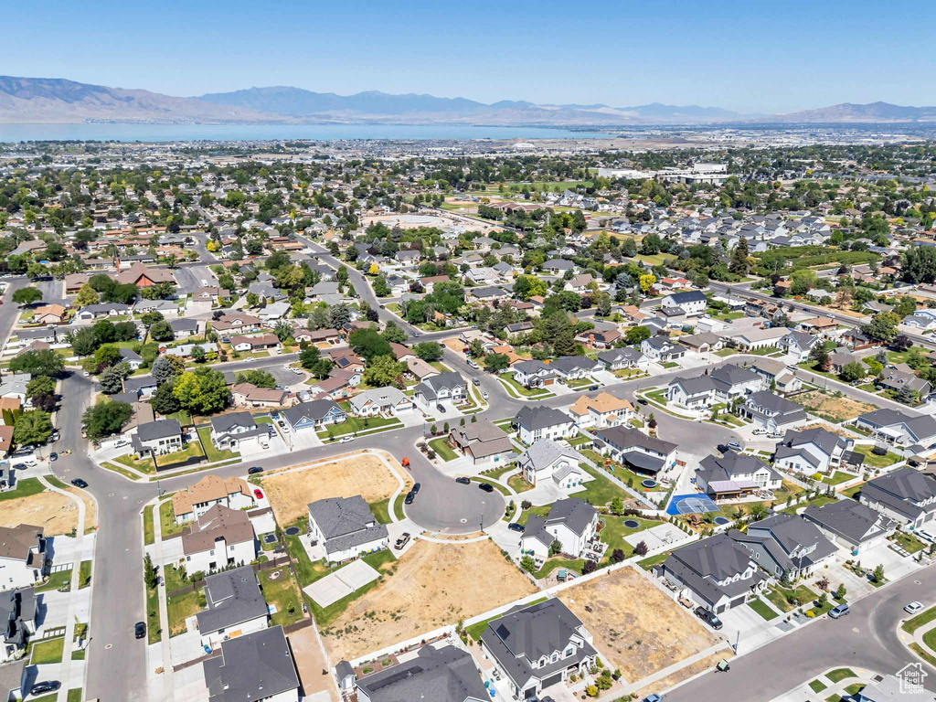 Aerial view of property\\\'s location with mountains and nearby suburban area