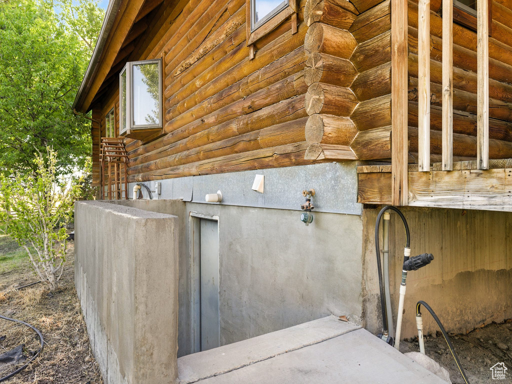 Exterior view of log exterior