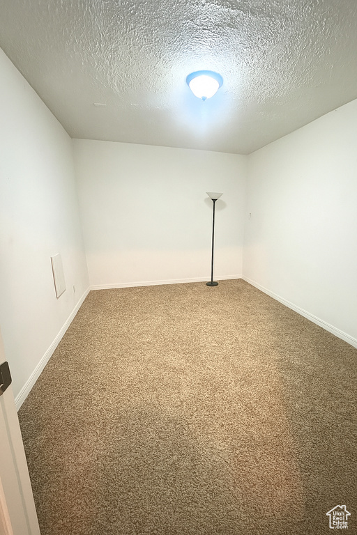 2879 S FETZER DR Magna, UT 84044
