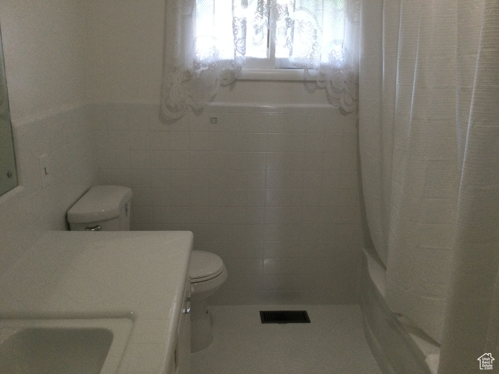 Bathroom featuring toilet