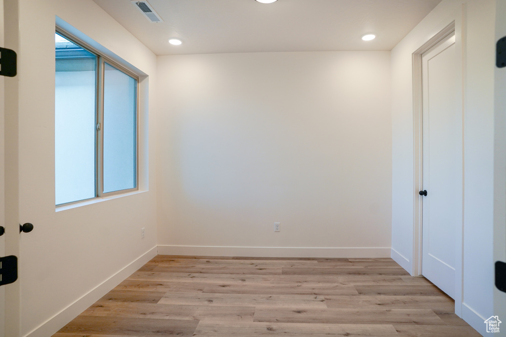 Photo 14 for MLS #2098609 at 525 N 3380 West #16