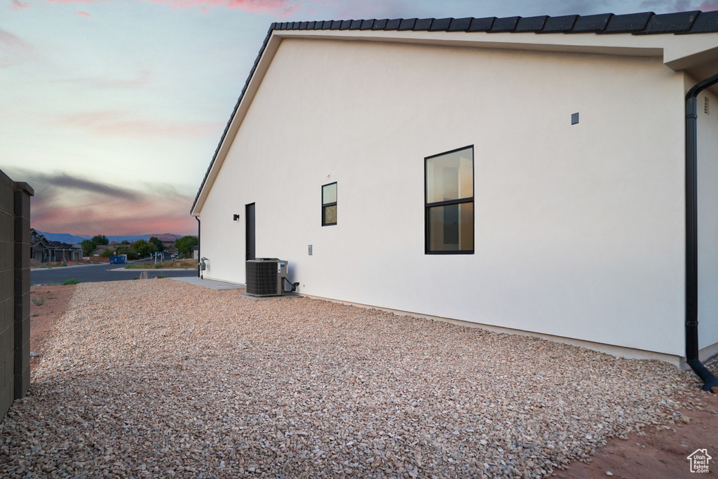 Photo 19 for MLS #2098610 at 541 N 3380 West #17