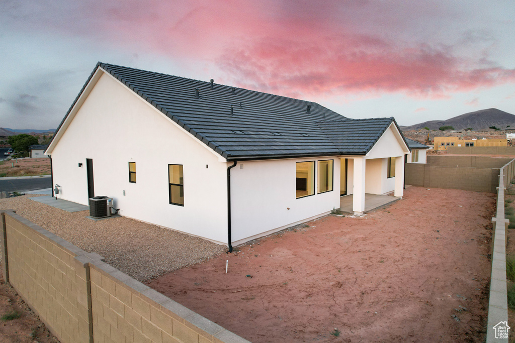 Photo 18 for MLS #2098610 at 541 N 3380 West #17