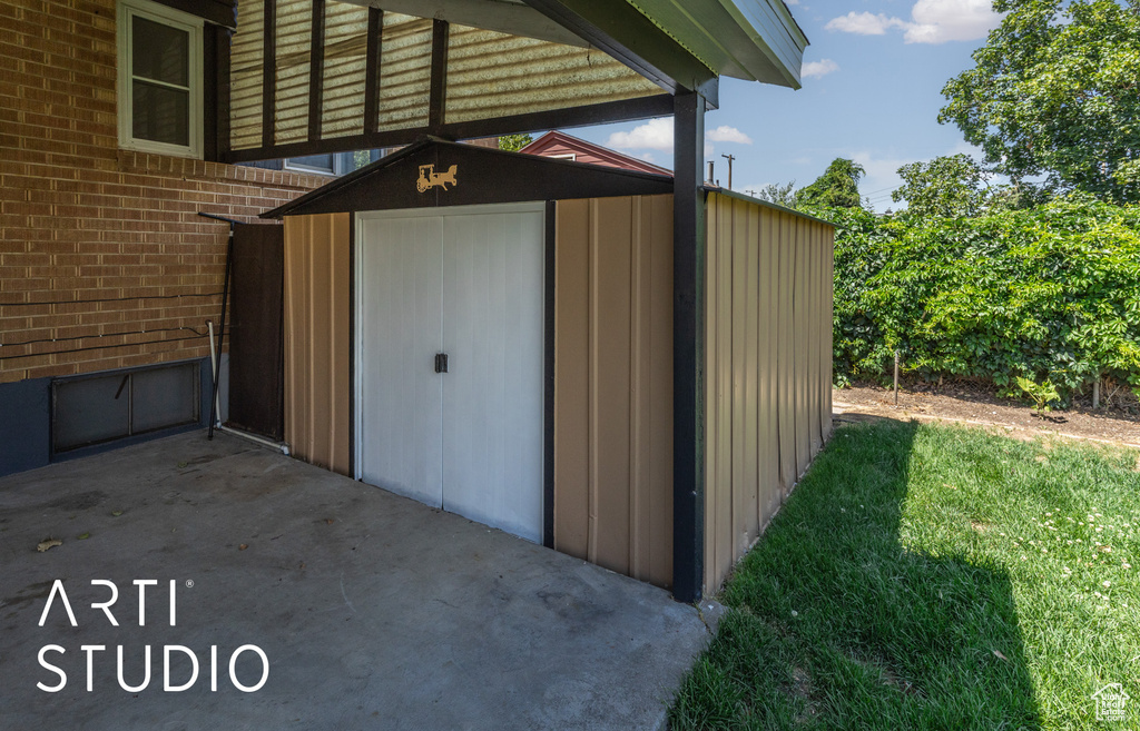 4746 S 250 W Washington Terrace, UT 84405