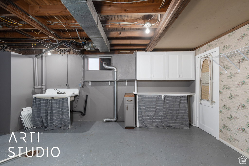 4746 S 250 W Washington Terrace, UT 84405