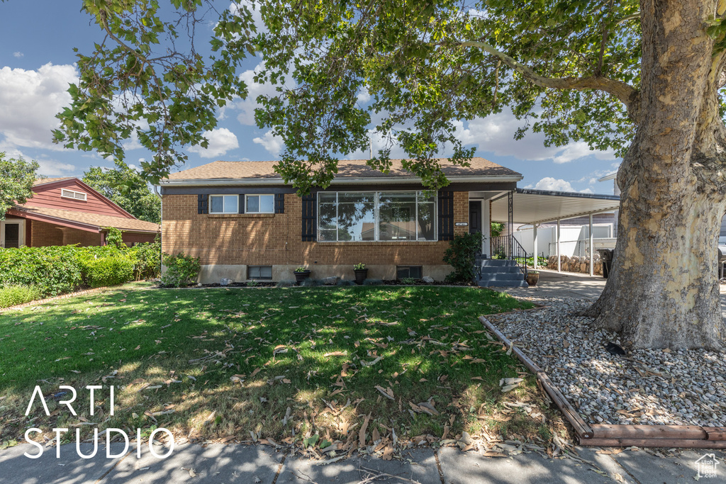 4746 S 250 W Washington Terrace, UT 84405
