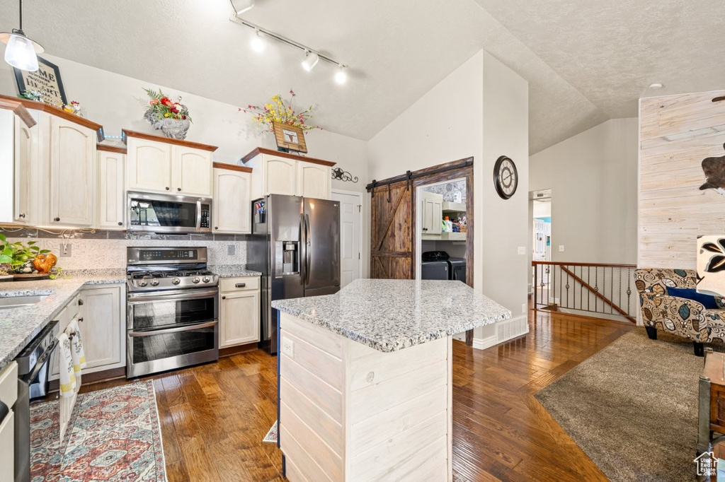 1458 N 2400 W Clinton, UT 84015