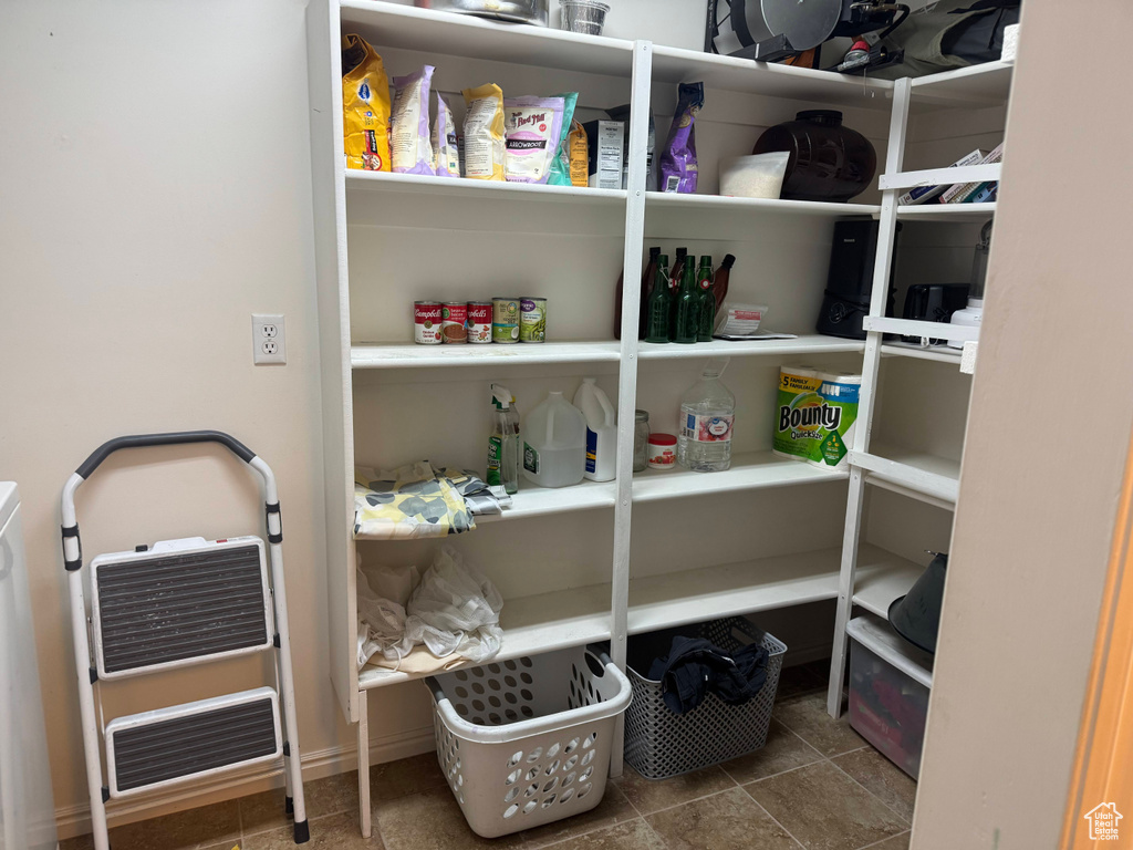4015 MEADOW WOOD DR Riverdale, UT 84405