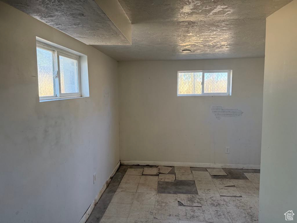 531 N GARDEN ST Tooele, UT 84074