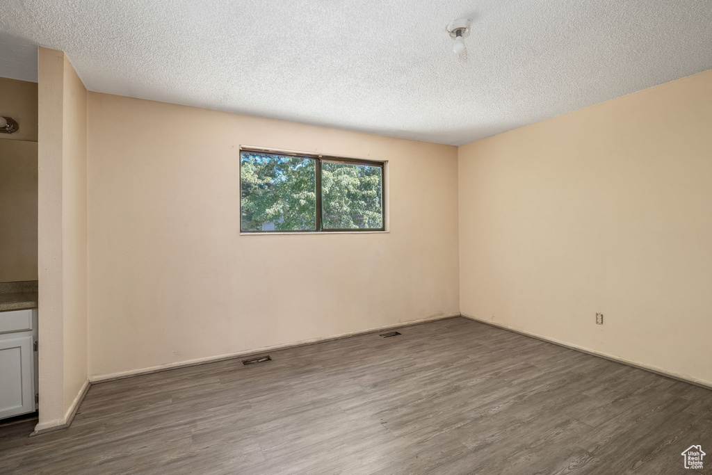 1469 E WINTERWOOD CIR Sandy, UT 84092