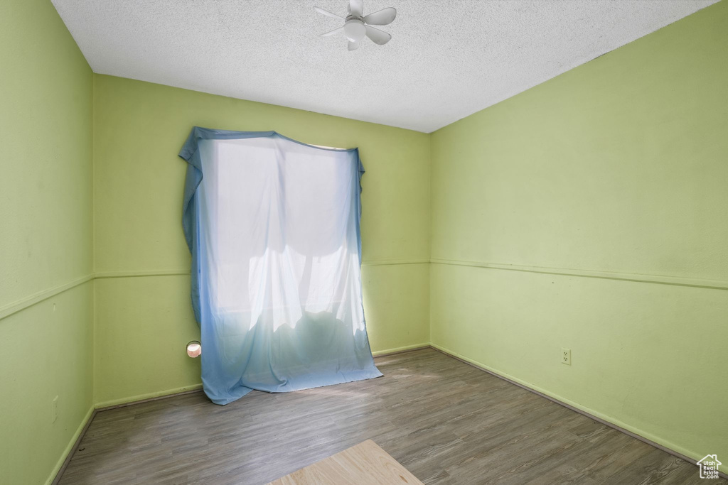 1469 E WINTERWOOD CIR Sandy, UT 84092