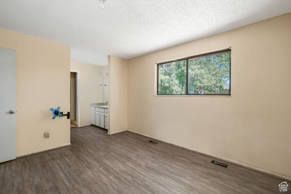 1469 E WINTERWOOD CIR Sandy, UT 84092