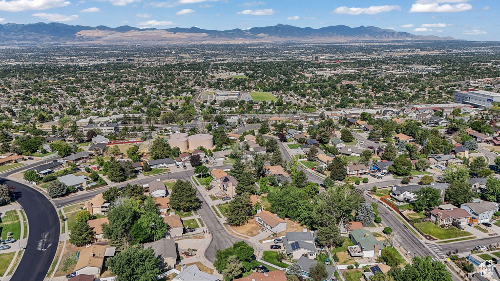 1469 E WINTERWOOD CIR Sandy, UT 84092