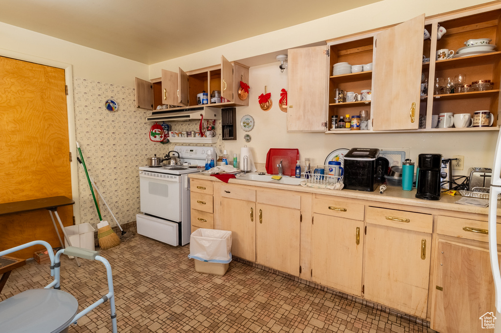 2040 CLARA ST Layton, UT 84041