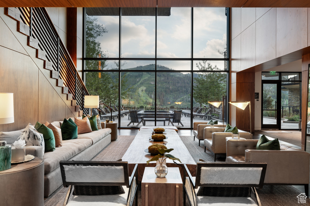 8910 EMPIRE CLUB DR #603 Park City, UT 84060