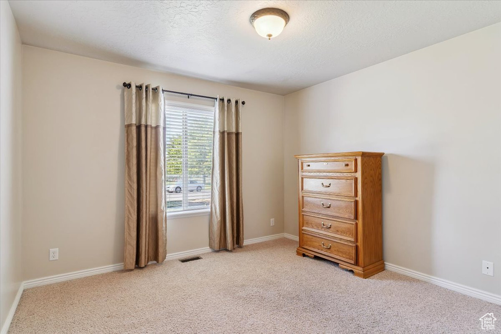 1720 W 1000 S Syracuse, UT 84075