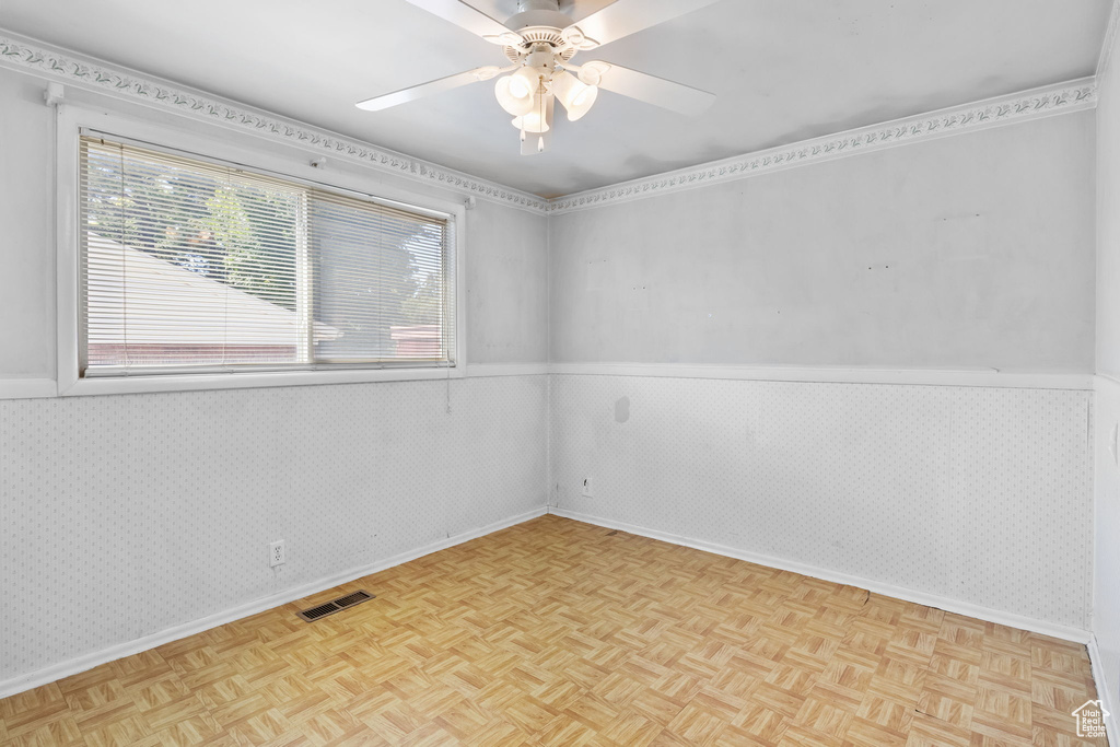988 E 125 S Ogden, UT 84404