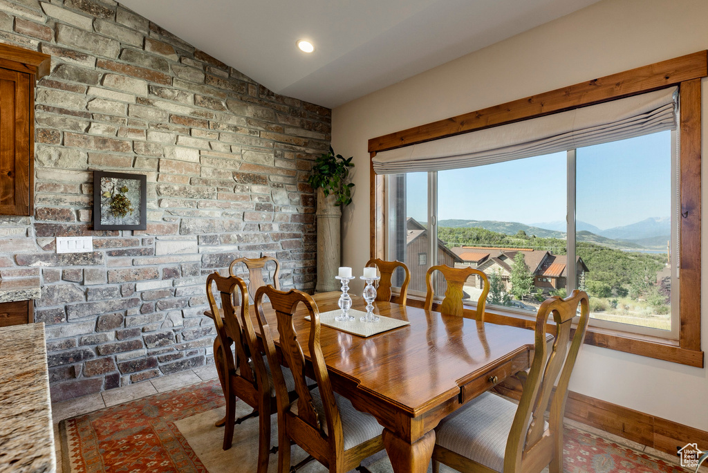Photo 6 for MLS #2098666 at 1658 E Viewside Cir