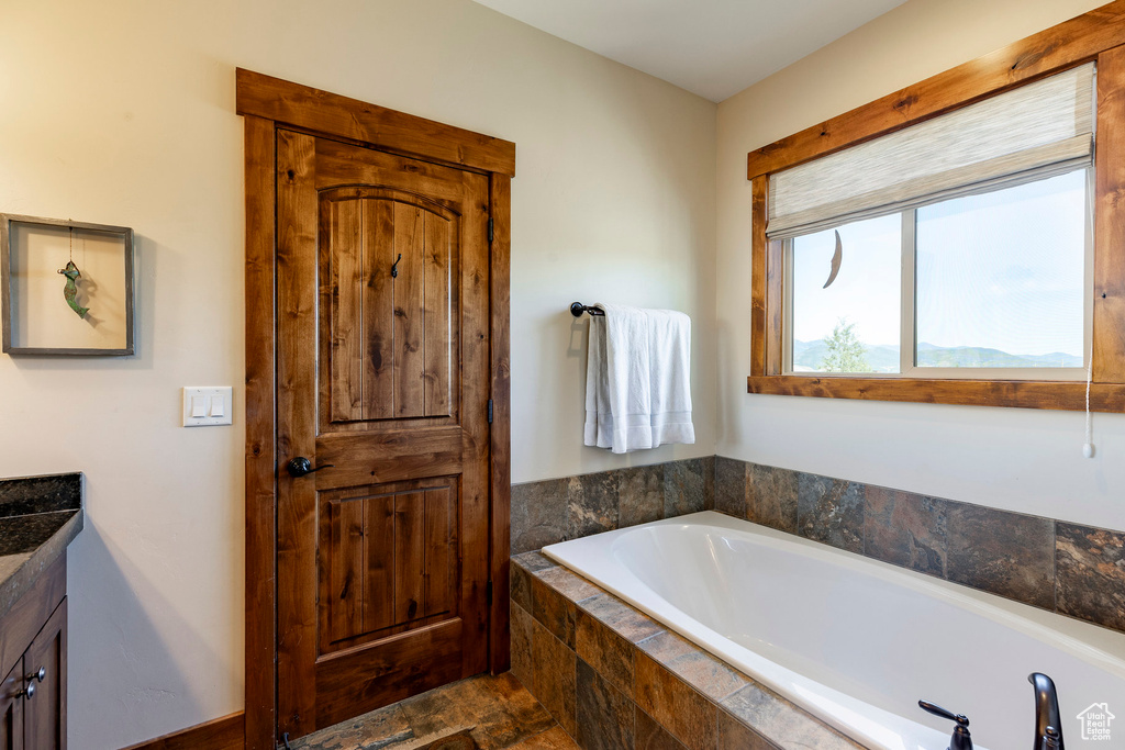 Photo 20 for MLS #2098666 at 1658 E Viewside Cir
