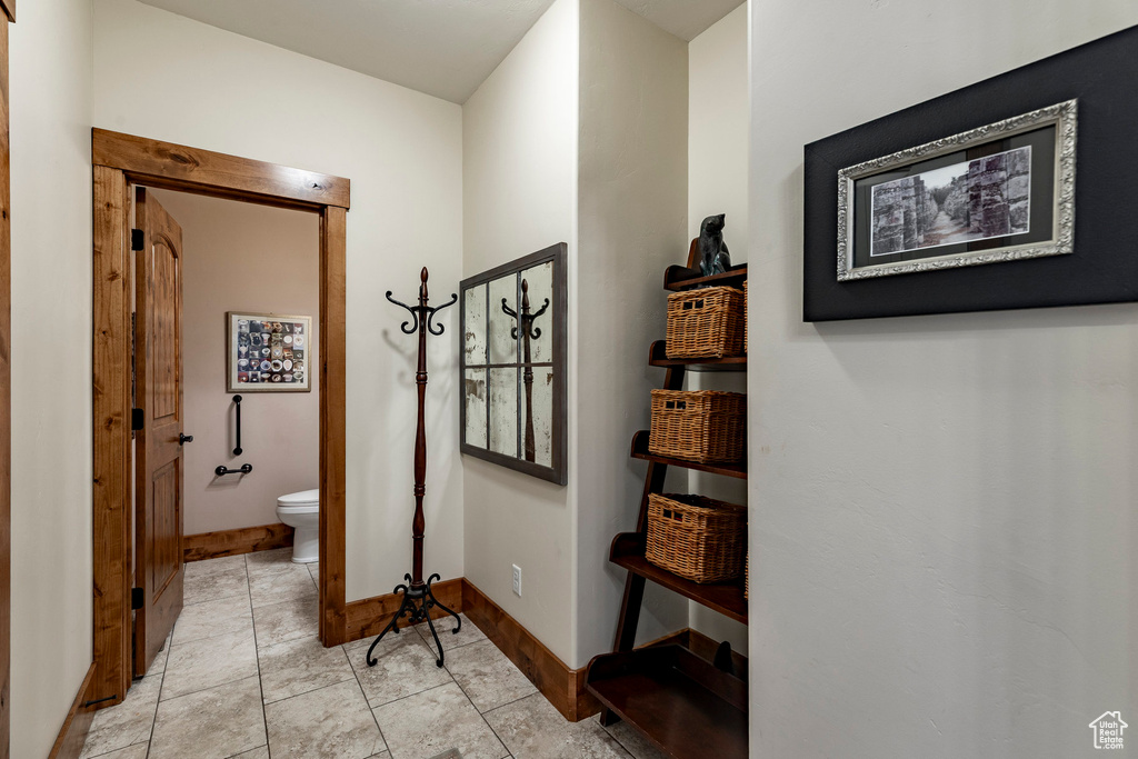 Photo 15 for MLS #2098666 at 1658 E Viewside Cir