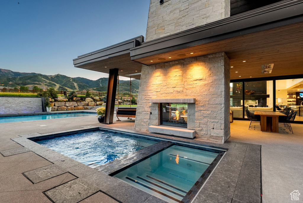 4209 N TWO CREEKS LN Park City, UT 84098
