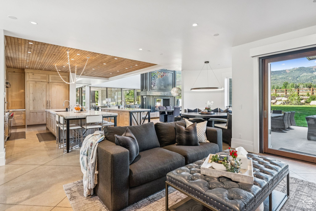 4209 N TWO CREEKS LN Park City, UT 84098