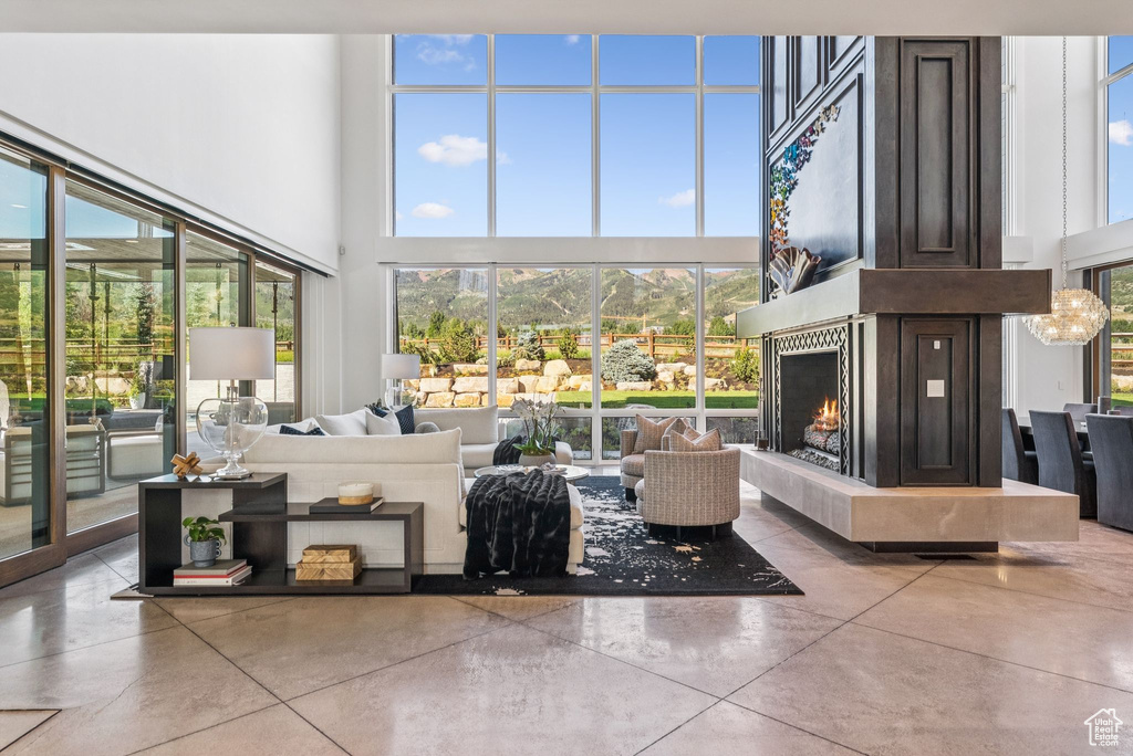 4209 N TWO CREEKS LN Park City, UT 84098