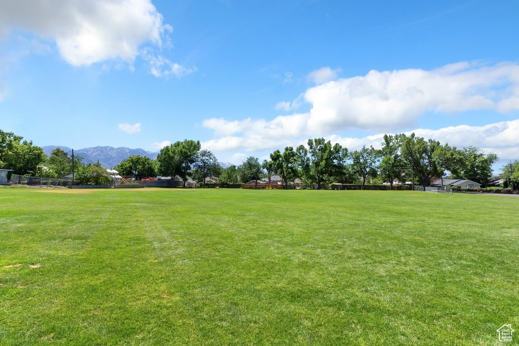 View of yard featuring a mountain view