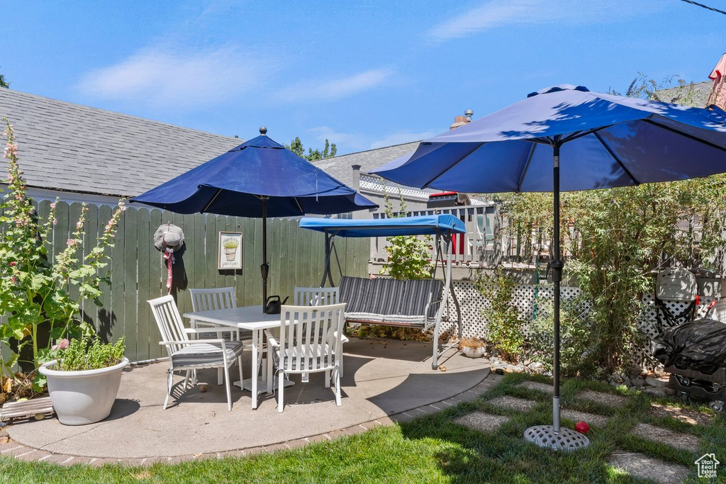 View of patio / terrace featuring outdoor dining space