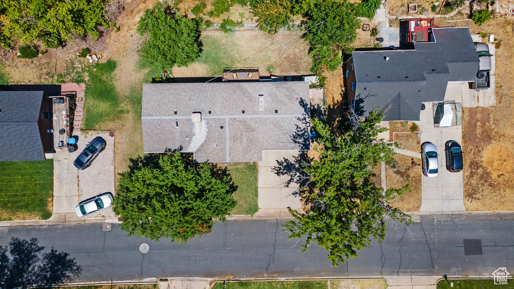 492 HIGHLAND DR Riverdale, UT 84405