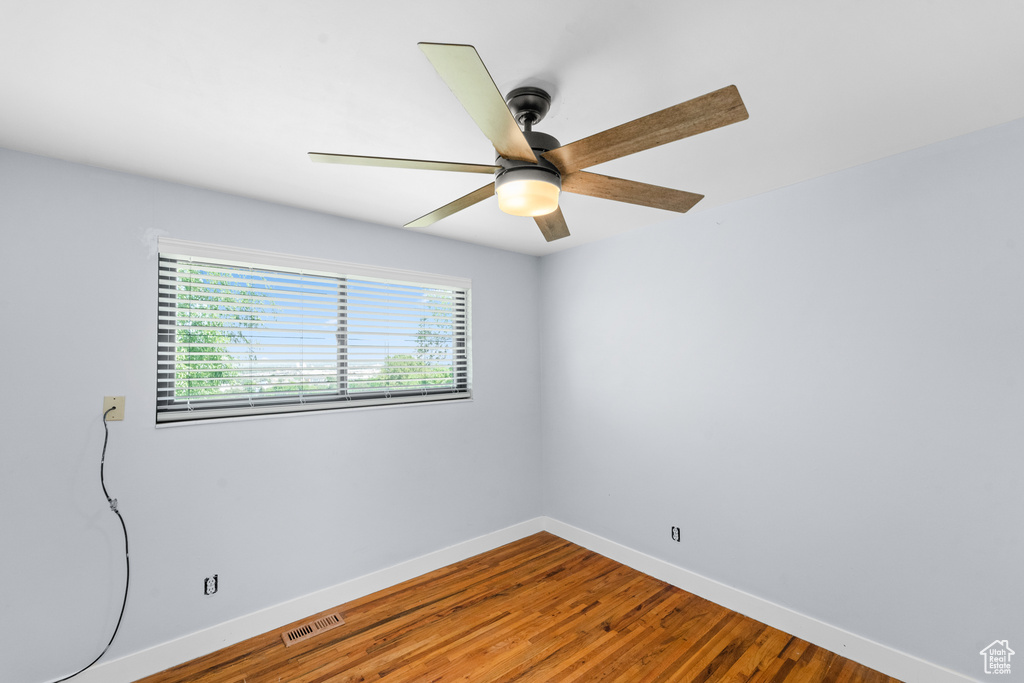 492 HIGHLAND DR Riverdale, UT 84405