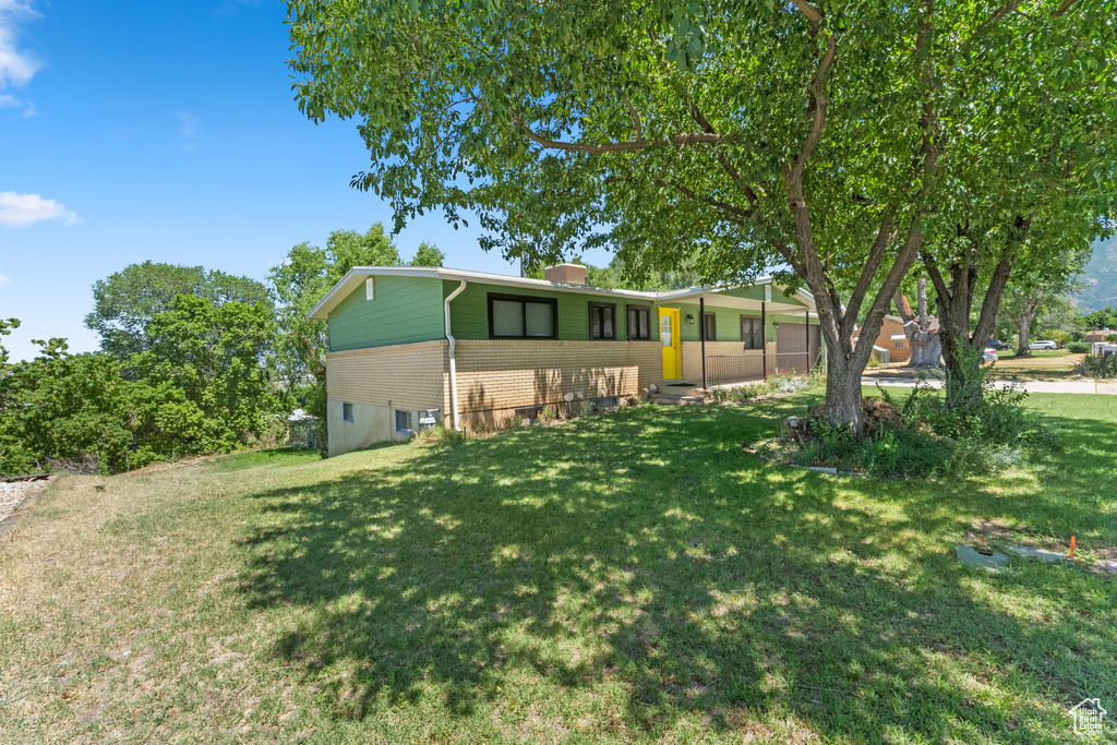 492 HIGHLAND DR Riverdale, UT 84405
