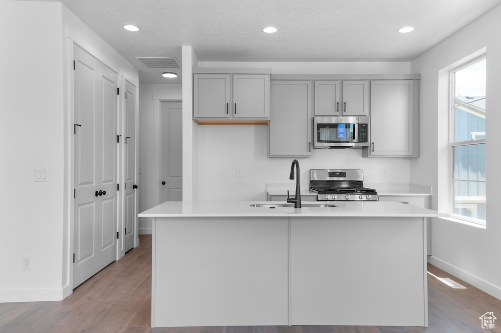 574 N CORNSTALK LN Lindon, UT 84042