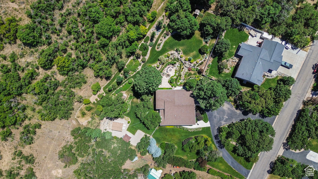 Aerial view of property and surrounding area
