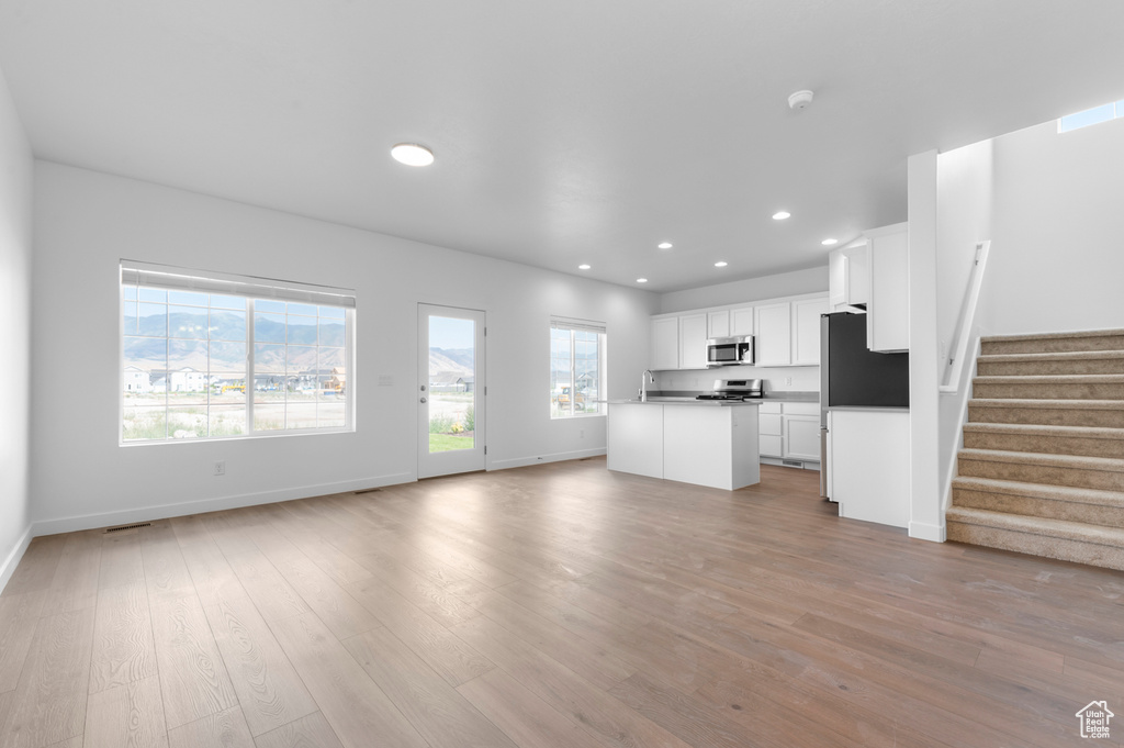5642 N GOLDFINCH LN Stansbury Park, UT 84074