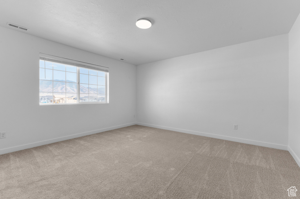 5642 N GOLDFINCH LN Stansbury Park, UT 84074